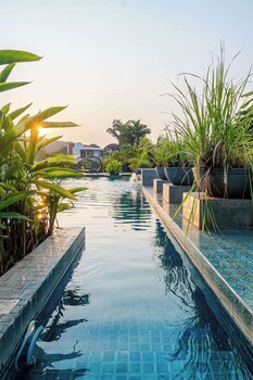 camelia by da alohas luxe 2 bhk suite
