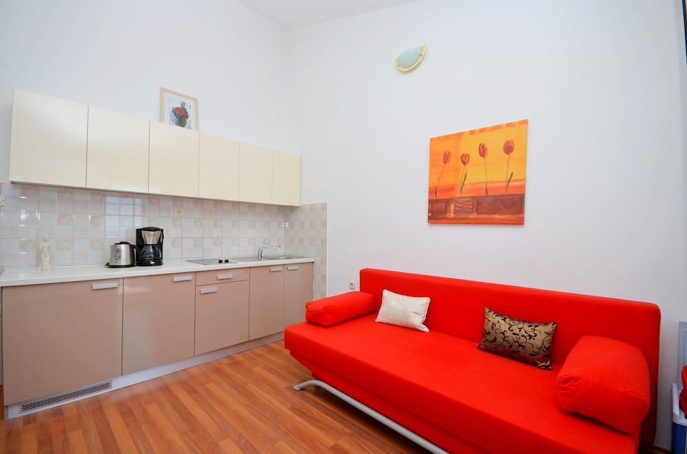 apartments daniela della