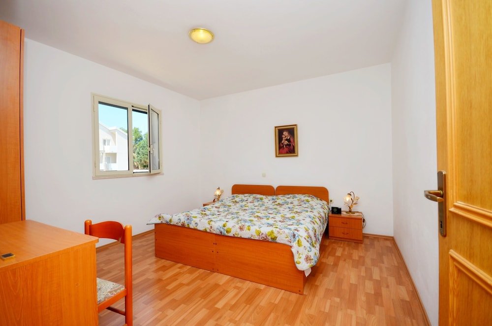 apartments daniela della