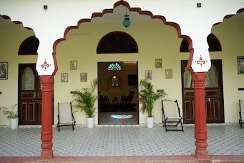 kushal niwas