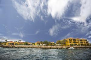 the royal sea aquarium resort