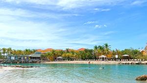 The Royal Sea Aquarium Resort,Steenrijk>>Curacao,4 star