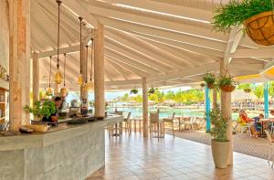 the royal sea aquarium resort