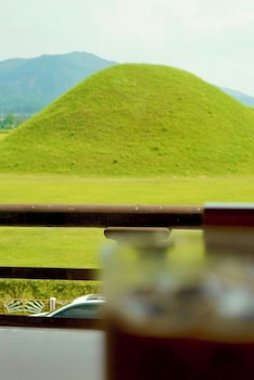 travel light hostel gyeongju