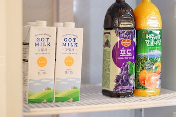 travel light hostel gyeongju