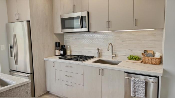 modern boutique living in culver city
