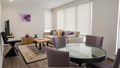 modern boutique living in culver city