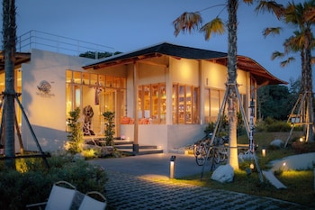 Thammachatphan Farm,,2 star