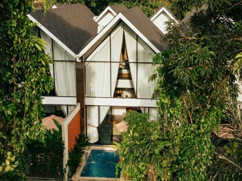 moon rock villas
