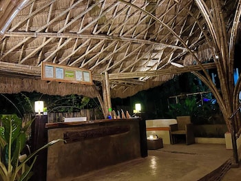 La Colonial Resort,,3 star