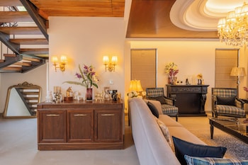 elivaas prive the royce daisy ultra luxe 4 bhk villa