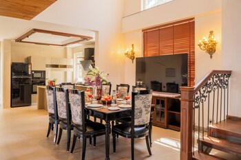 elivaas prive the royce daisy ultra luxe 4 bhk villa