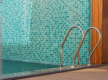 elivaas prive the royce daisy ultra luxe 4 bhk villa