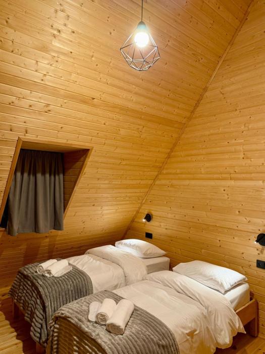 mestia pov luxury cabins