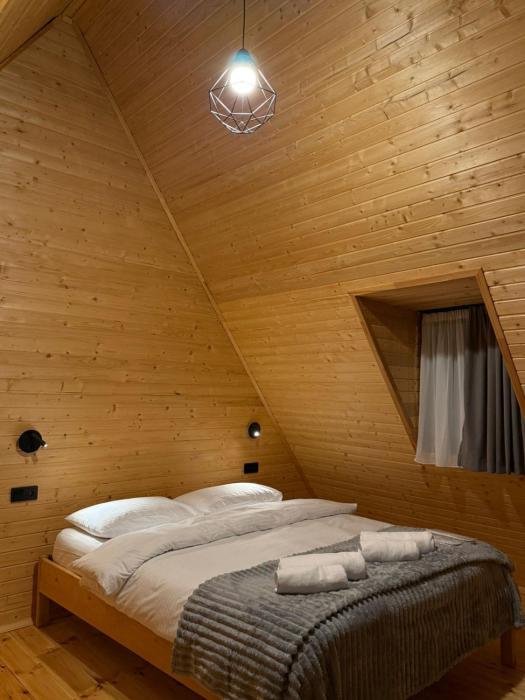 mestia pov luxury cabins