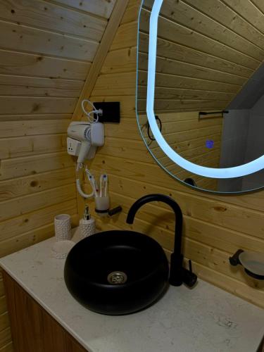 mestia pov luxury cabins