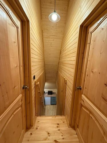 mestia pov luxury cabins