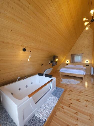 mestia pov luxury cabins