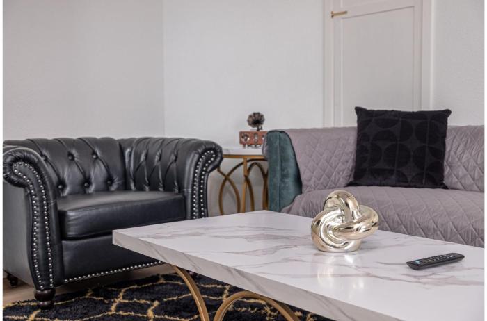 stylish stay with unforgettable downtown views