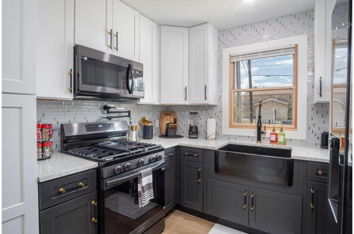 stylish stay with unforgettable downtown views