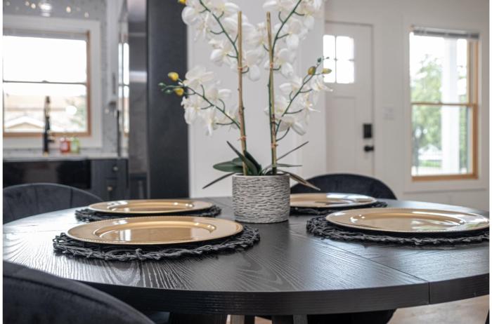 stylish stay with unforgettable downtown views