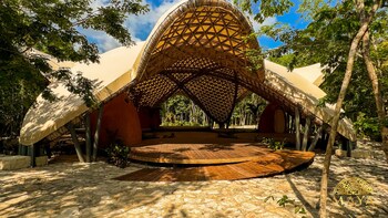 peregrina tulum 302c 1br condo