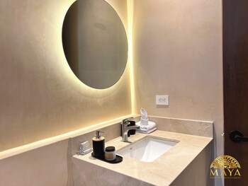 peregrina tulum 302c 1br condo