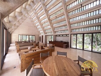 peregrina tulum 302c 1br condo