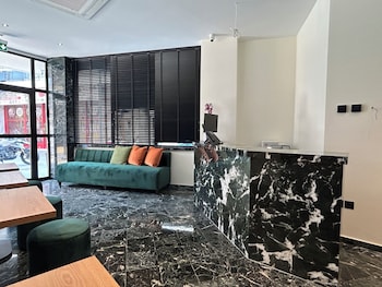 Downtown Suites,,0 star