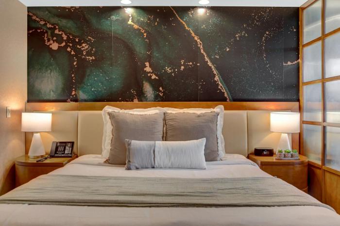 suite hub lv at signature sphere view