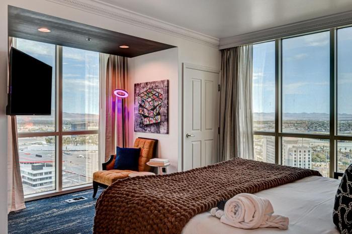suite hub lv at signature sphere view