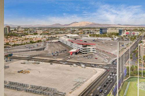 suite hub lv at signature sphere view