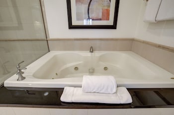 blu cashmere suite