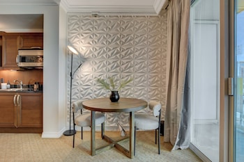 blu cashmere suite