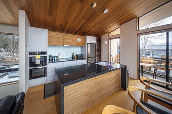 Chalet Opus,,4 star