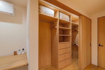 chalet opus