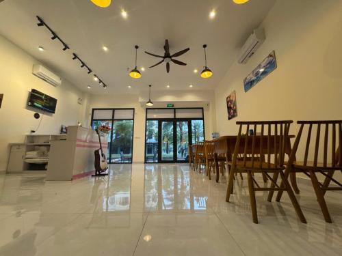 beachside bliss homestay