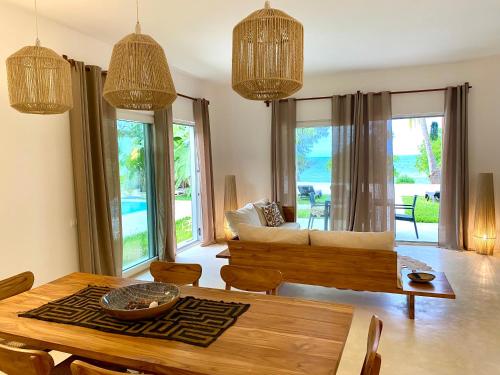 luxury lions villas zanzibar with private cookandinfinity pools