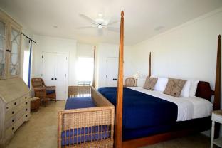 The Sandpiper Inn & Cottages,Bahamas>>Abaco Islands,4 star