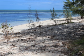 the sandpiper inn and cottages