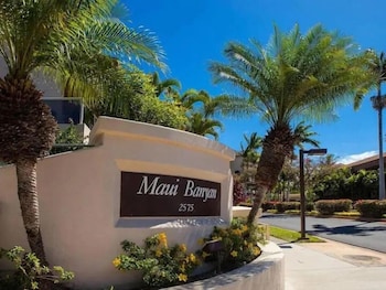signature residences at maui banyan