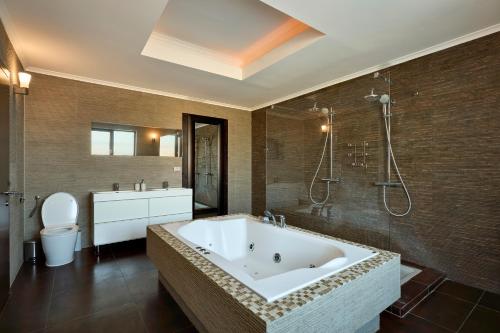 therme airport resort