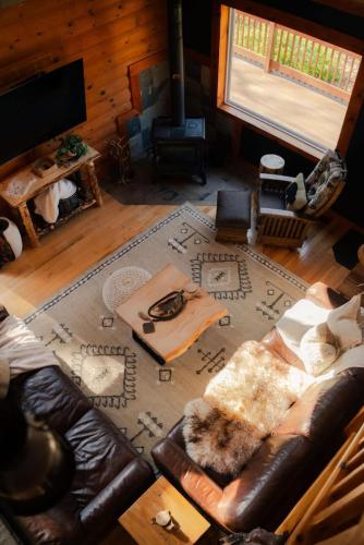 cozy cabin with hot tub near all in hocking hills