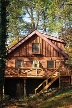 outdoors sleeps7 family getaway fun arcade