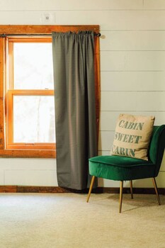 outdoors sleeps7 family getaway fun arcade