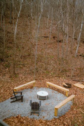 memories at hillside a modern cabin hocking hills