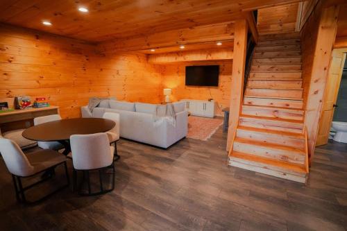 memories at hillside a modern cabin hocking hills