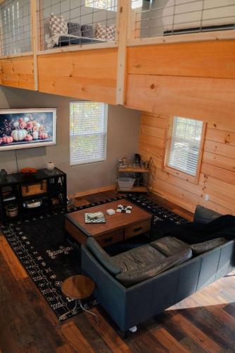 the treetop retreat family getaway in scenic hocking hills