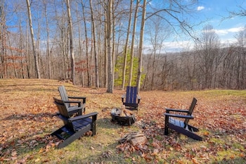 Buckingham Woods I Hocking Hills,,3 star
