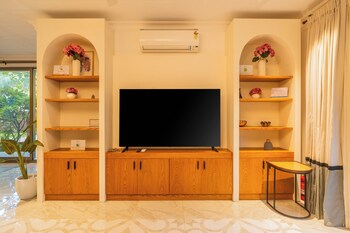 elivaas kensho hibiscus 3bhk villa